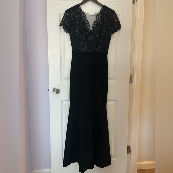 Theia Couture Gown - Picture 5 of 11